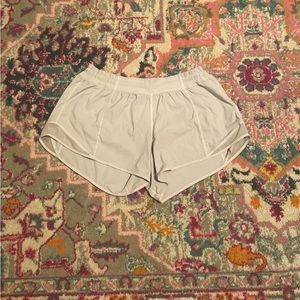 LULULEMON Silver/white hotty hot shorts